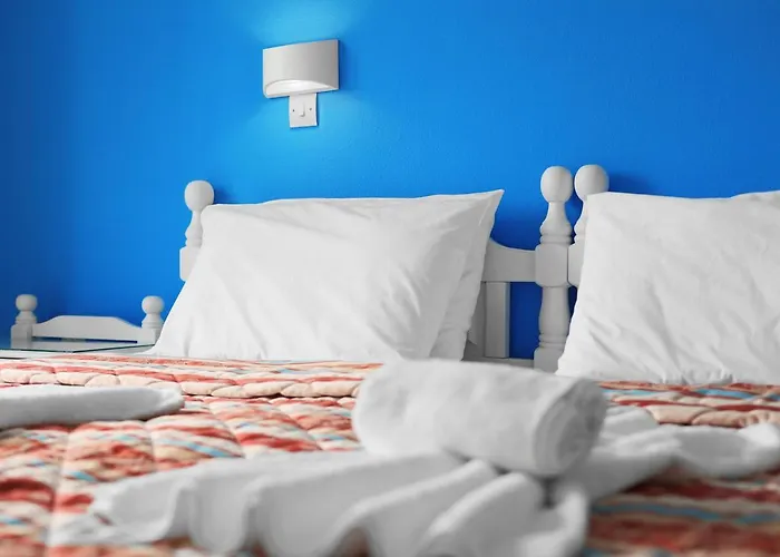 George * Batsi (Andros)