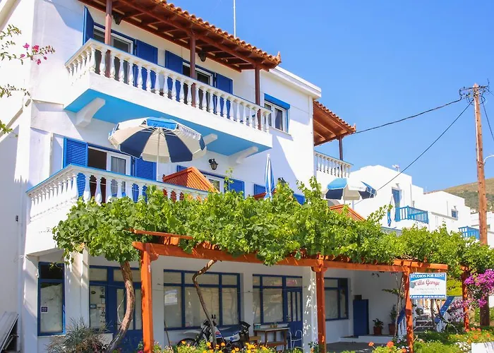 George Apartment Batsi (Andros)